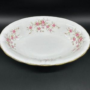 Paragon Victoriana Rose Oval Serving Bowl Bone China England a.